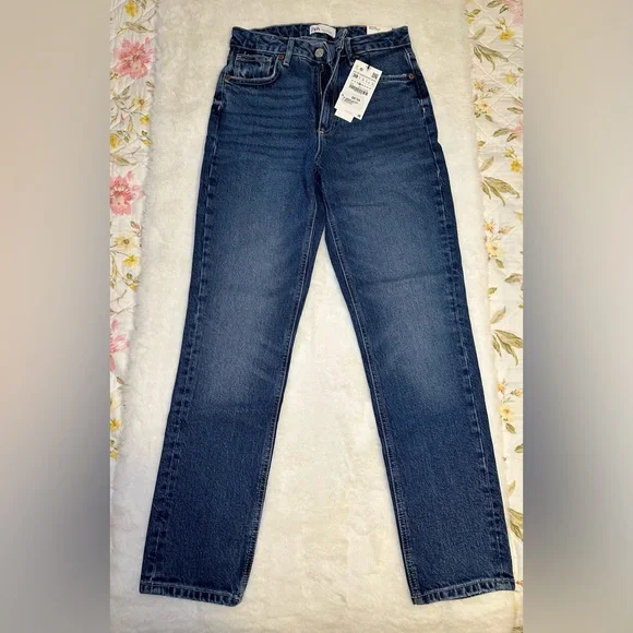 ZARA JEANS size 6 US (new condition, tags included). High rise - Ankle lenght - Picture 6 of 9